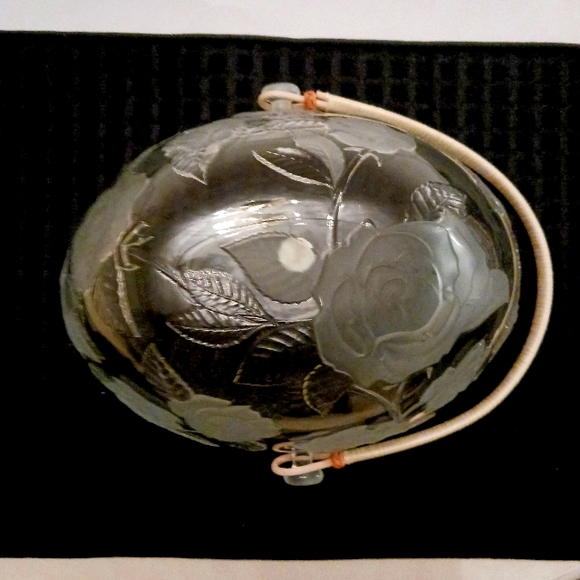 Aderia Etched Glass Handled Bowl - Picture 4 of 4